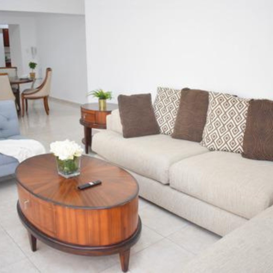 apartamentos - Apartamento en Alquiler Amueblado en EVARISTO MORALES
