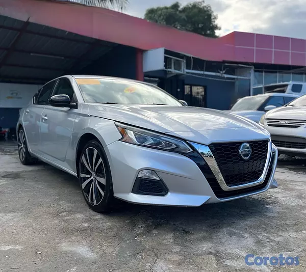 carros - Nissan Altima 2020 SR
 2