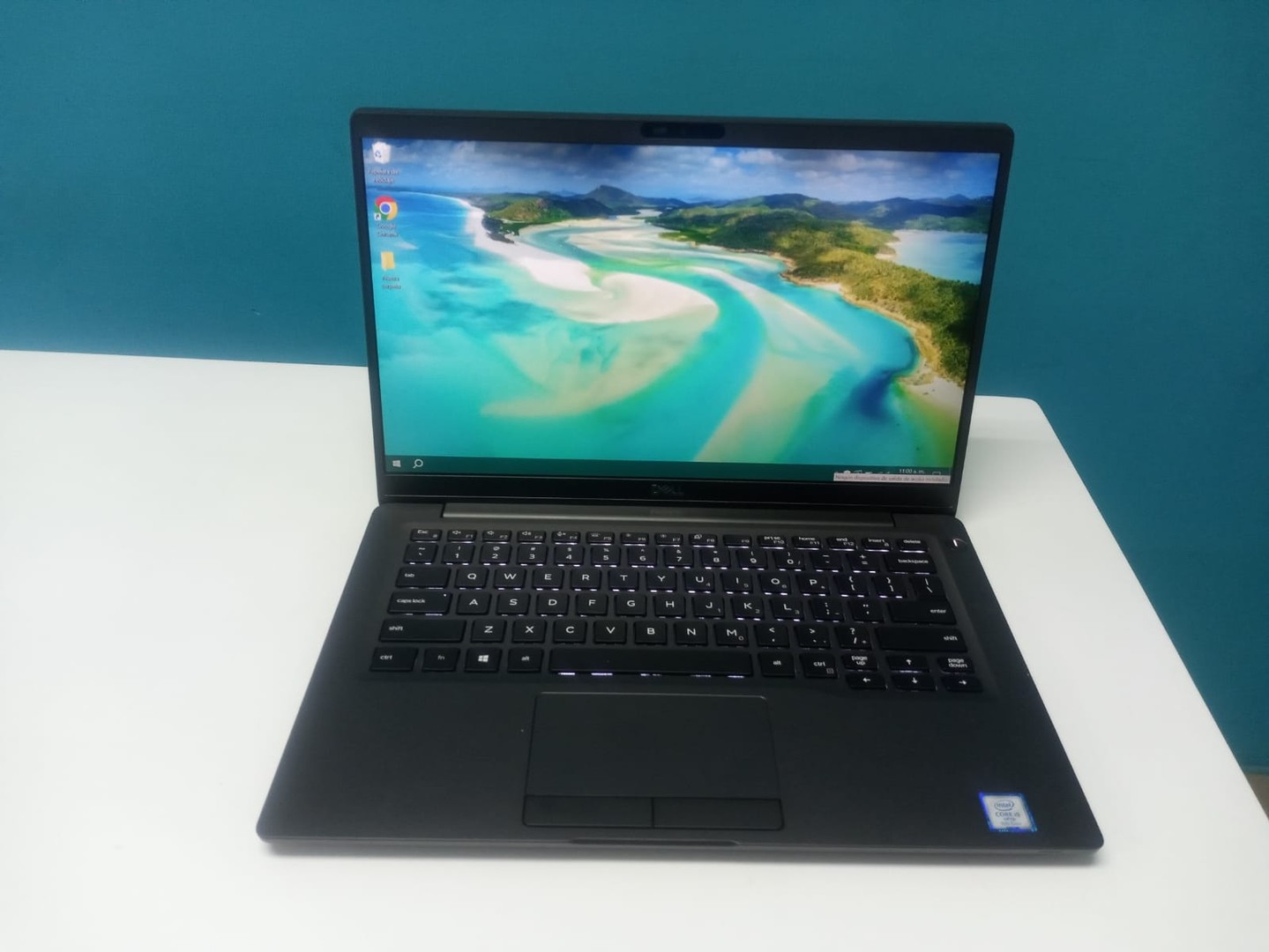 computadoras y laptops - Laptop, Dell Latitude 7400 / 8th Gen, Intel Core i5 / 8GB DDR4 / 256GB SSD