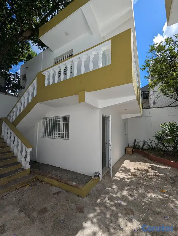 oficinas y locales comerciales - Local Comercial Para Alquiler Gazcue 4