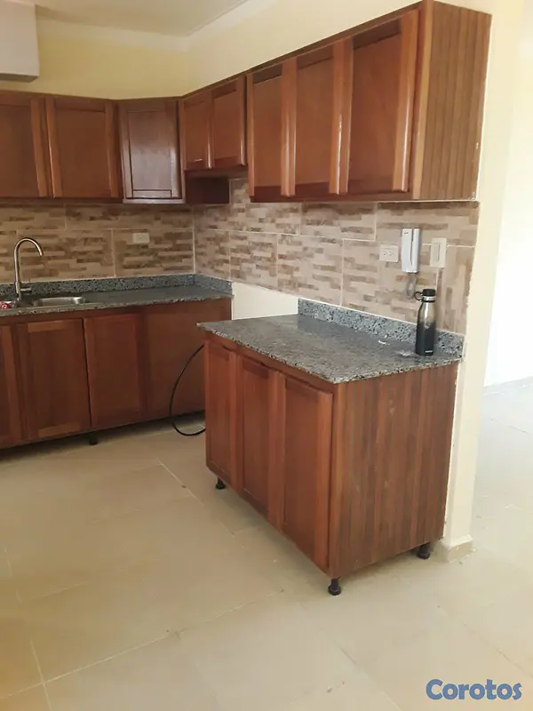 apartamentos - Rento 2do piso a solo pasos del Bravo 5