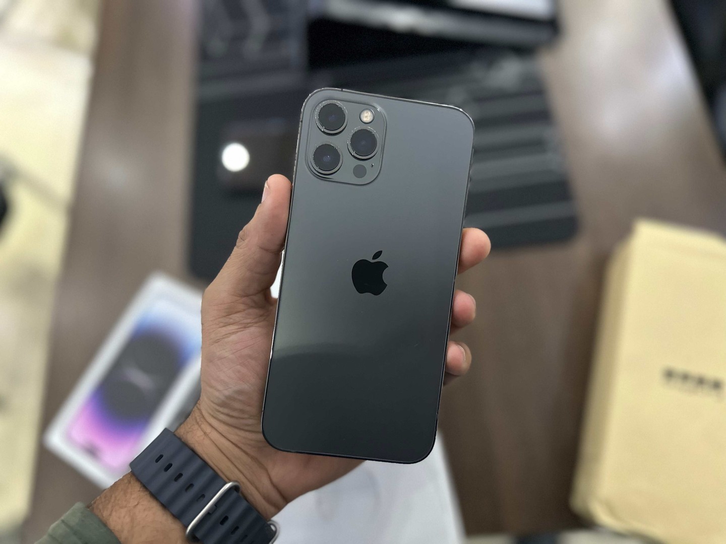 celulares y tabletas - Vendo iPhone 12 Pro Max 256GB impecable, Desbloqueado. Clean imei, $ 33,800 NEG 1