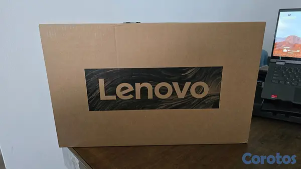 computadoras y laptops - Laptop Lenovo Nueva - 8GB RAM/256SSD 2