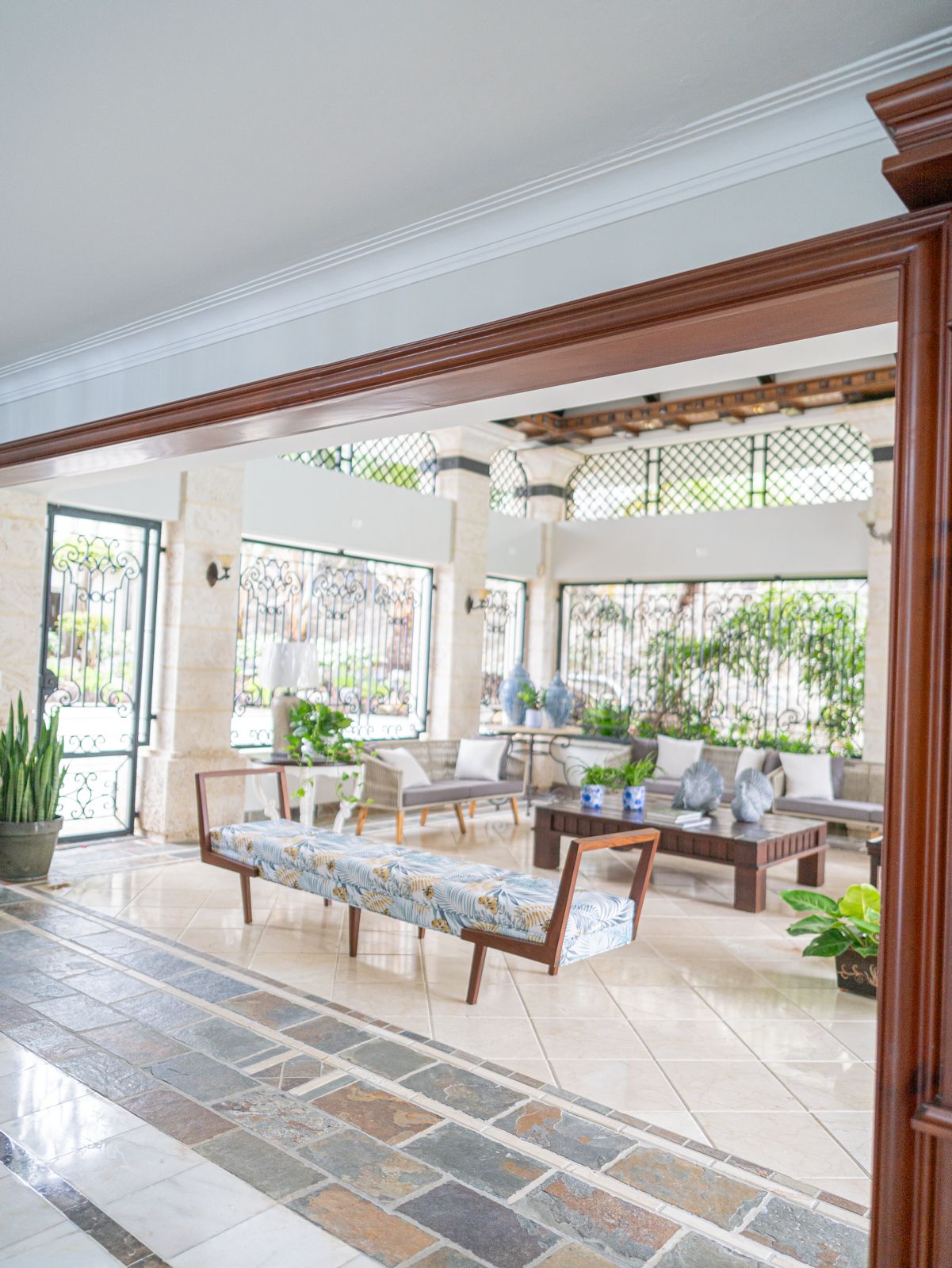 casas - Se Vende Exclusiva Mansion con Piscina, Cerro Alto 5