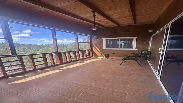 casas vacacionales y villas - Venta villa amueblada con terreno de 15 tareas en Tireo - Constanza, Rep.Dom 7
