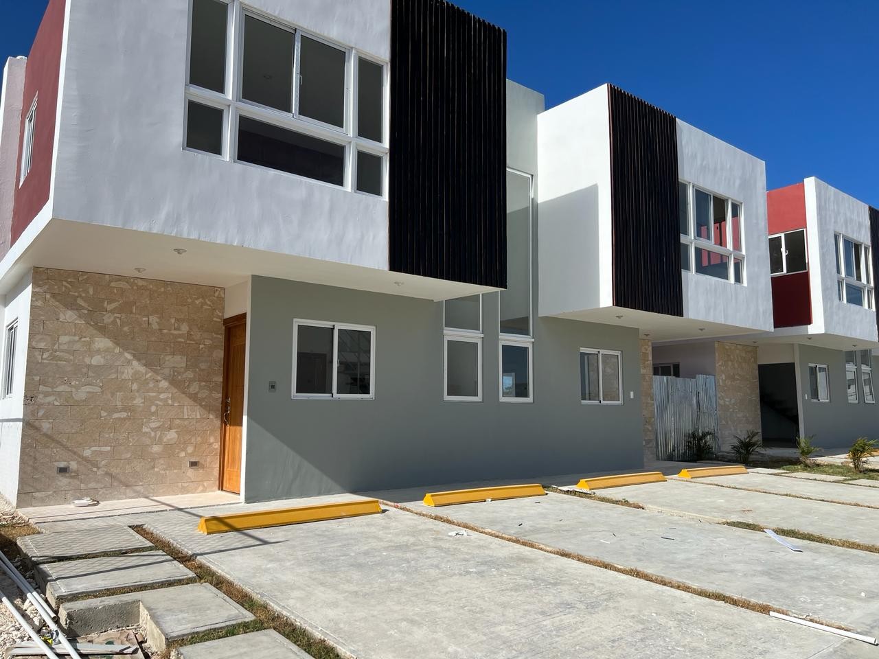 casas - PROYECTO DE TOWNHOUSE UBICADO EN COSTA CANA, PUNTA CANA, REPUBLICA DOMINICANA   5