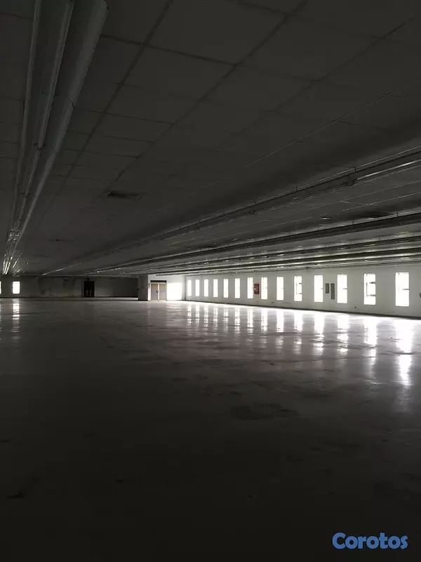 oficinas y locales comerciales - Gran nave Industrial Zona Franca San isidro  Posib 3
