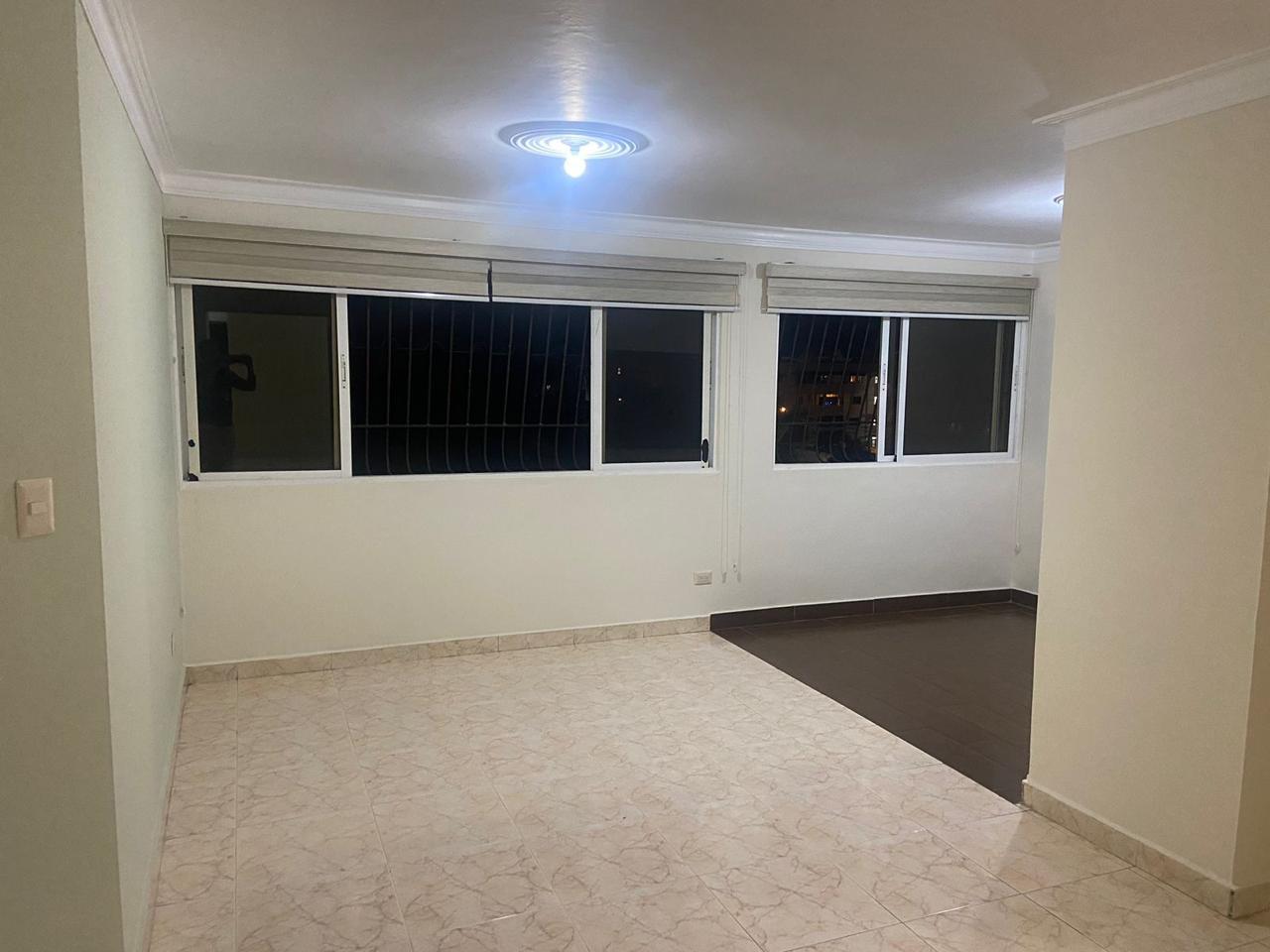 apartamentos - Apartamento de Venta en La Moraleja, 4to Piso 4