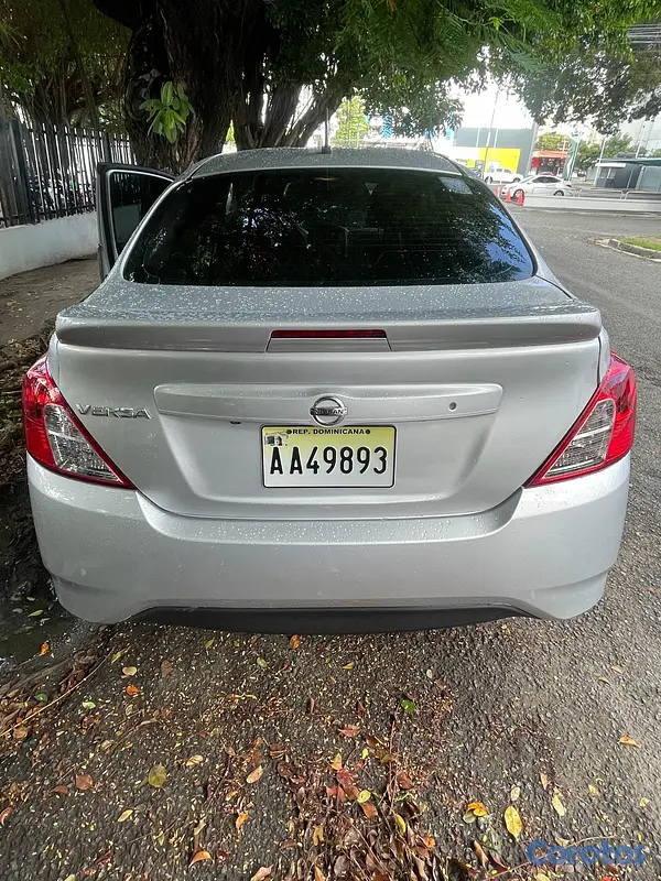 carros - NISSAN VERSA SV 2019 6