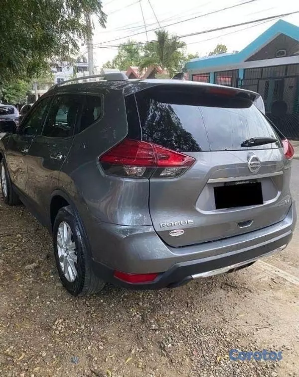 jeepetas y camionetas - Nissan ROGUÉ SV 2017 3