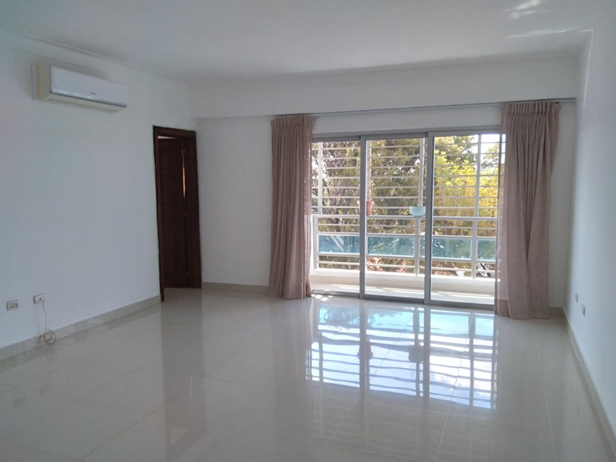 apartamentos - Alquiler Apartamento de 3 Habitaciones Mirador Sur 1