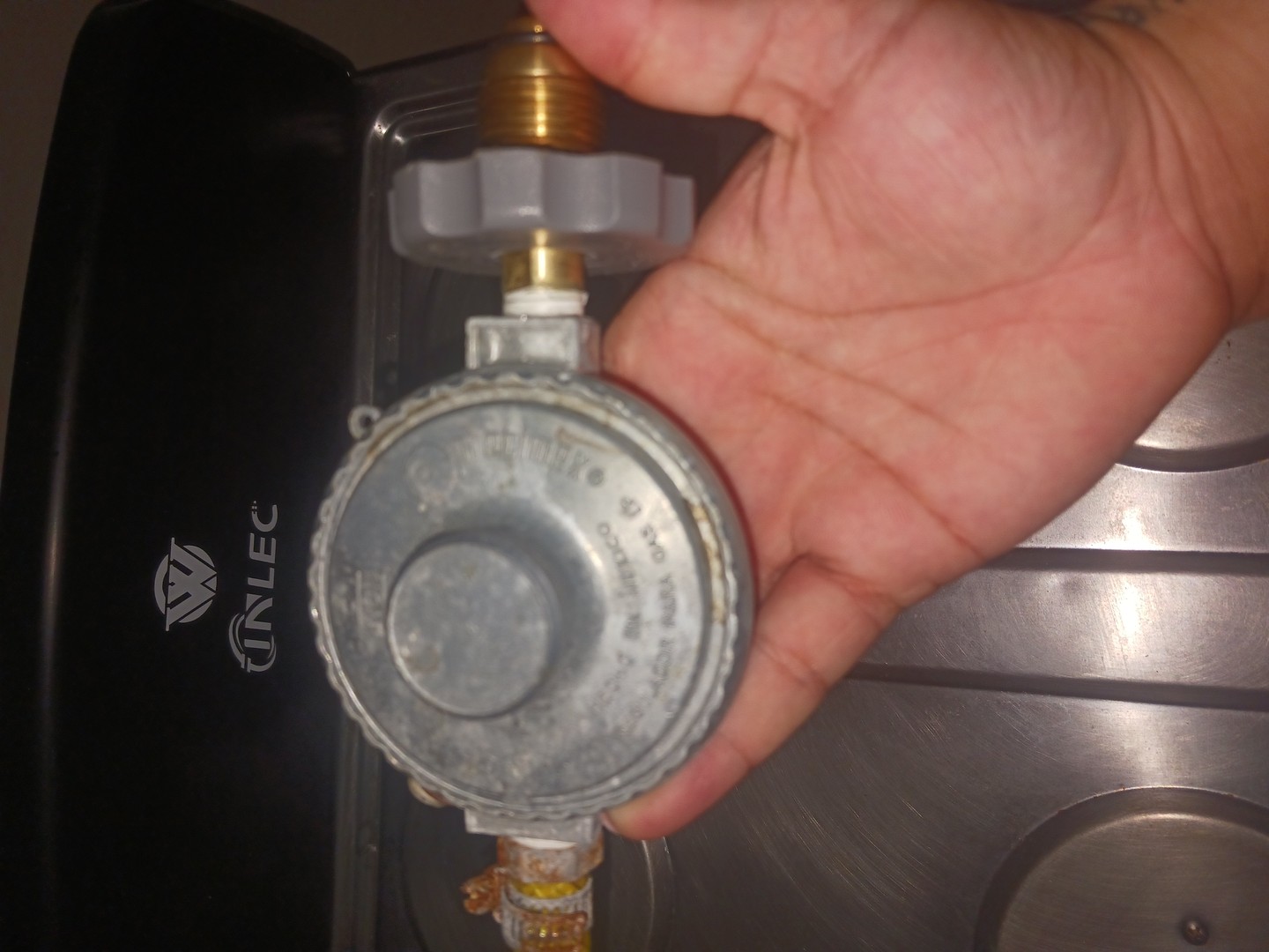 electrodomesticos - Se vende por motivo de viaje nevera y estufa junta o separada 1