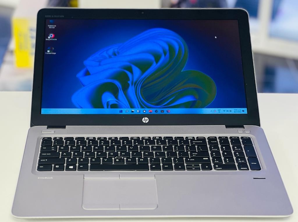 computadoras y laptops - Laptop hp elitebook 840 G3 core i7 6ta 2.60Ghz 16GB ram 512GB SSD  3