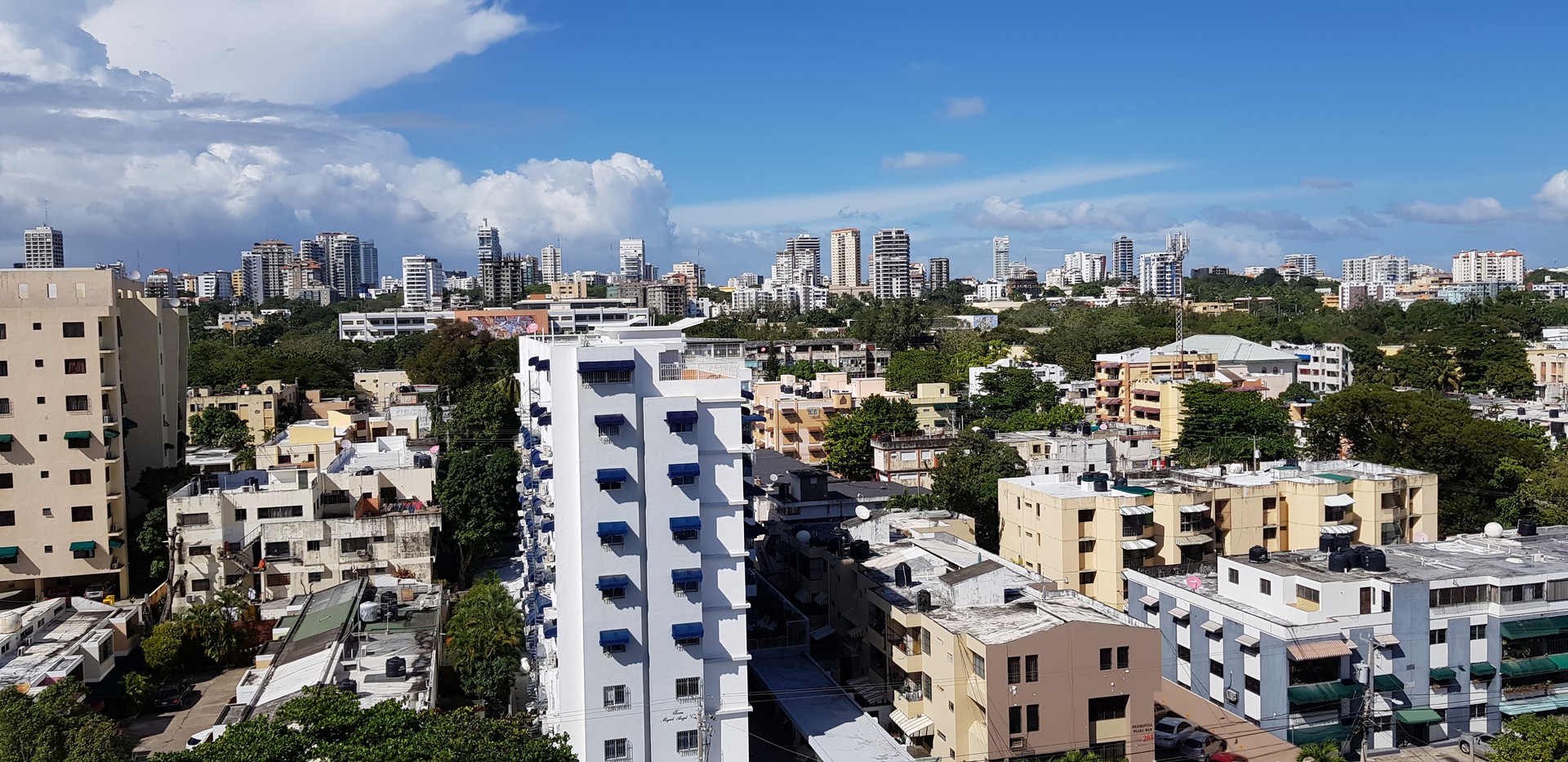 apartamentos - Apartamento de oportunidad centricamente ubicado en Santo Domingo