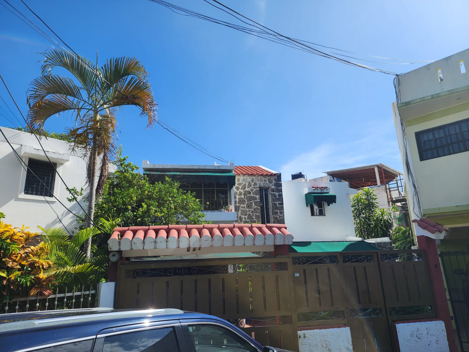 casas - Vendo casa en Avenida Independencia  1