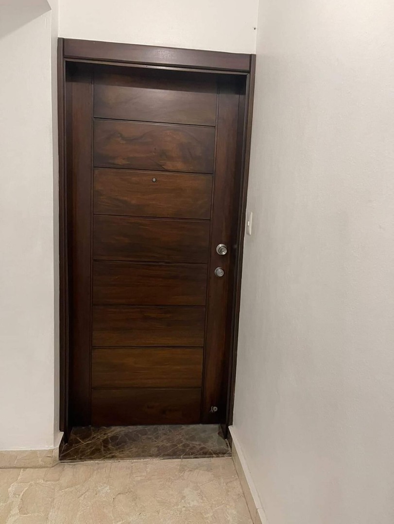 apartamentos - Alquilo Segundo Nivel con Terraza + estudio en 6