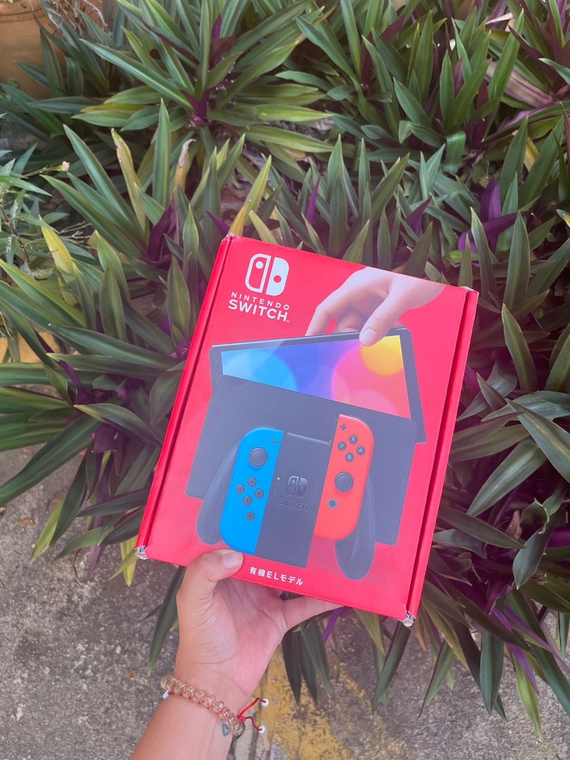 consolas y videojuegos - Nintengo Switch Oled Blanco y Neon SELLADOS  1