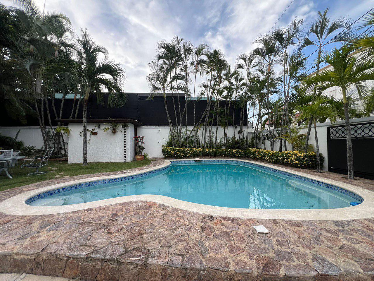 casas - Casa de Venta en Villa Olga  6