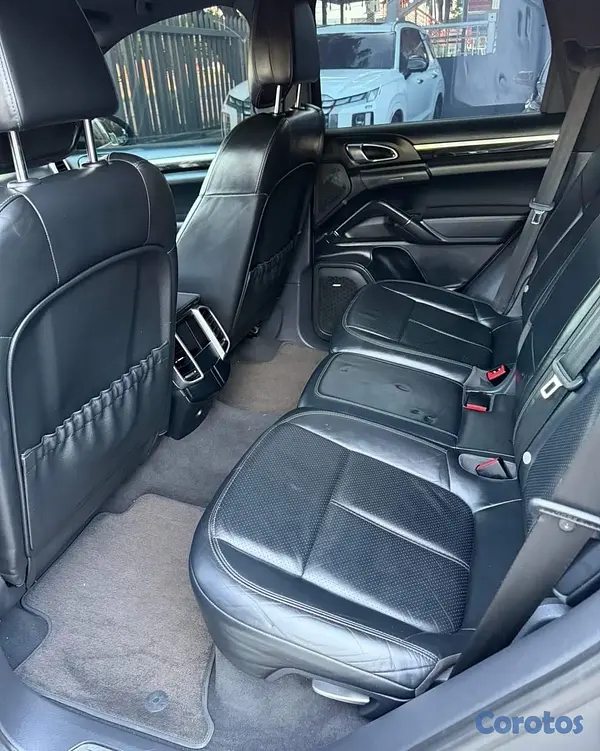 jeepetas y camionetas - PORSCHE CAYENNE S 2013 6