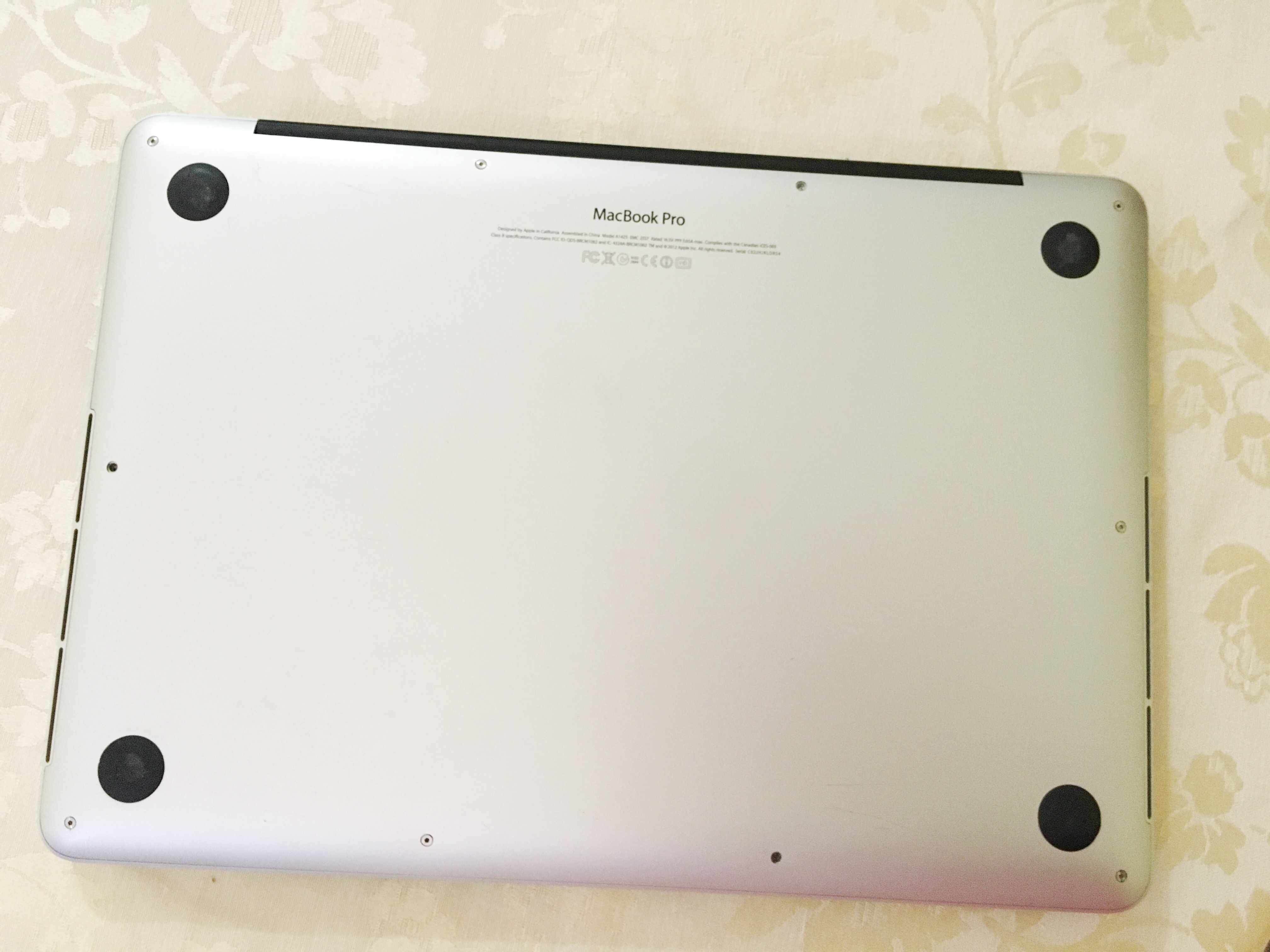 computadoras y laptops - VENDO LAPTOP MAC PARA USO O PIEZAS 2