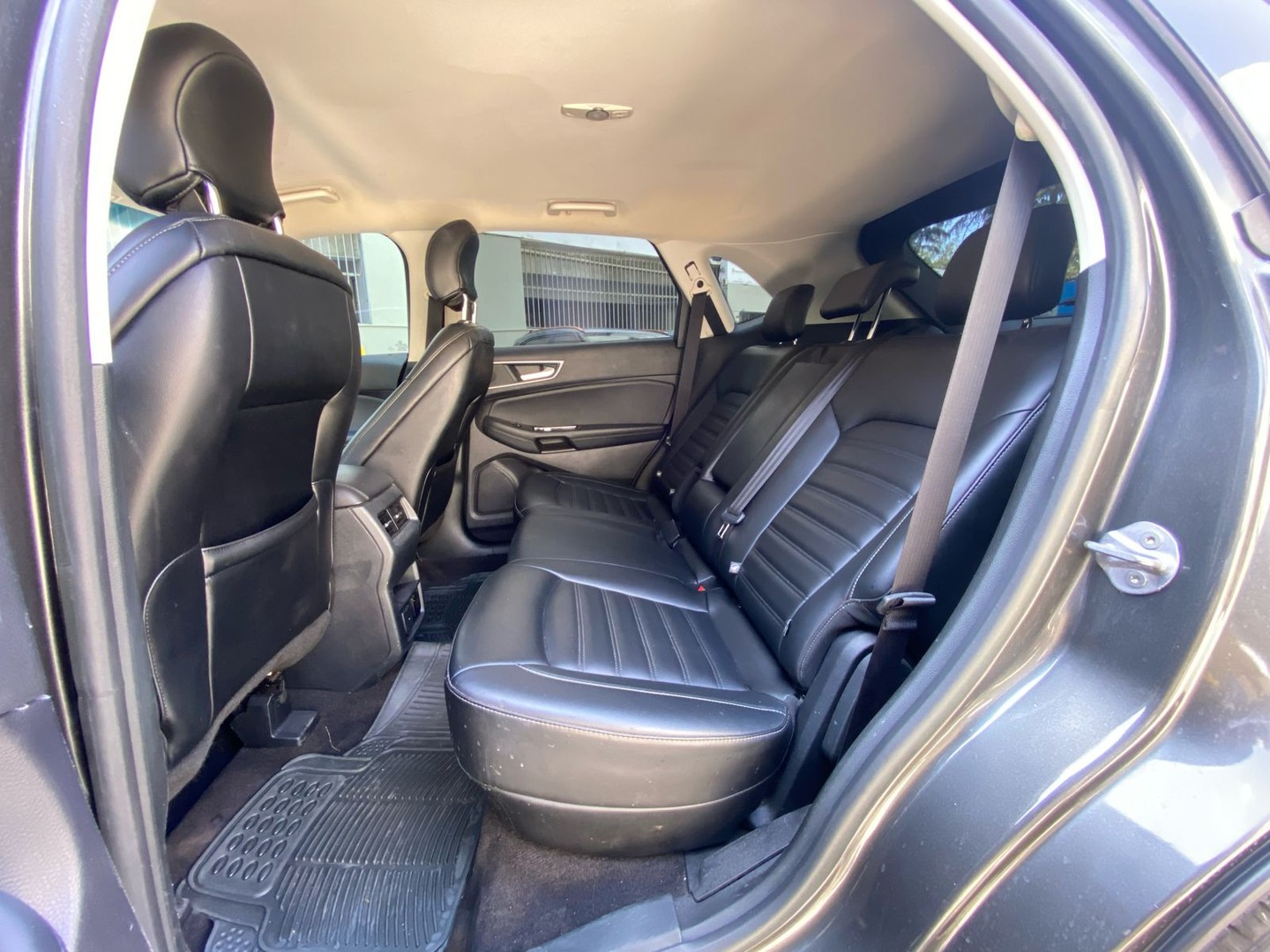 jeepetas y camionetas - Ford Edge SEL 2019
Versión americana 7