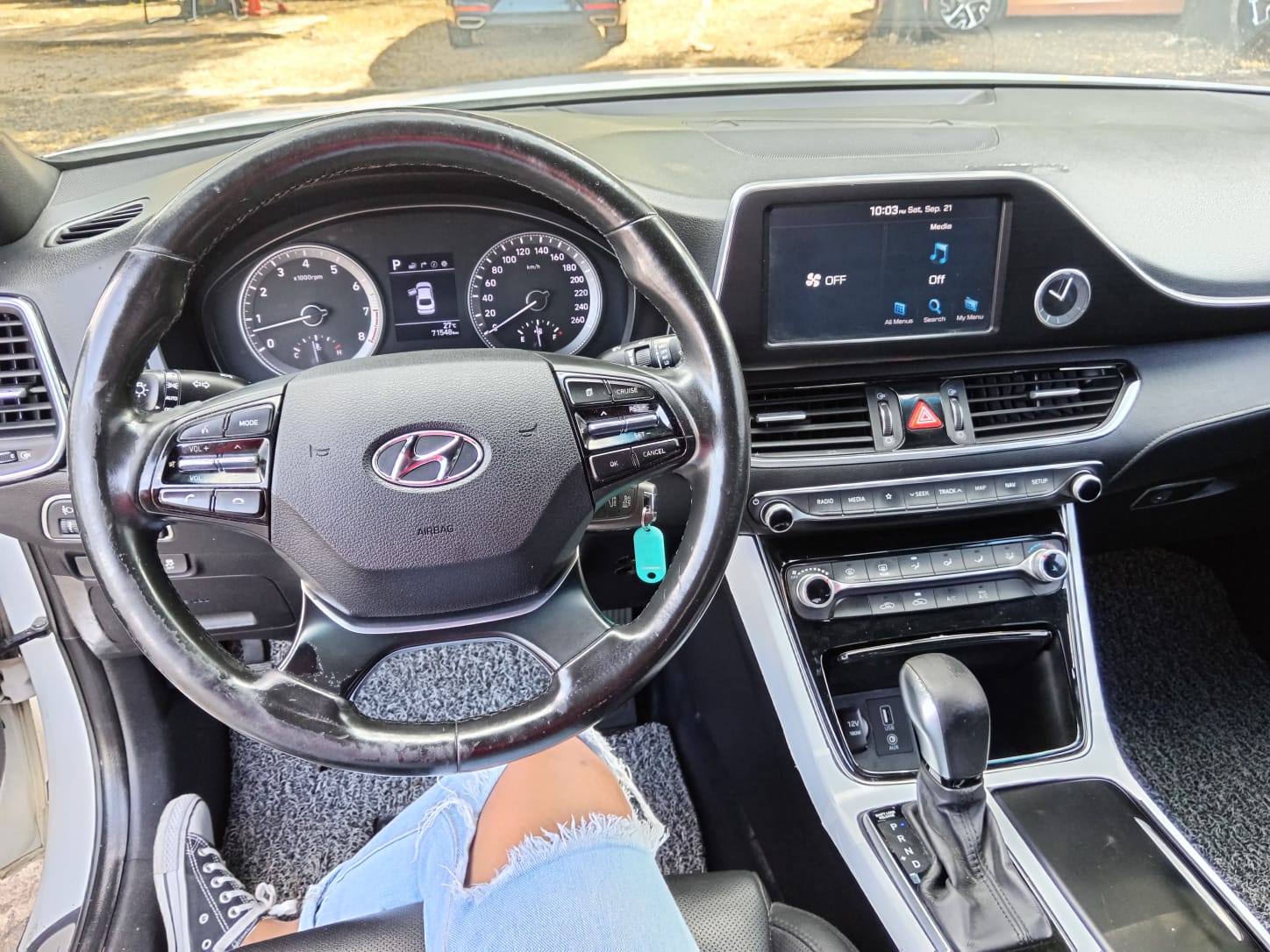carros - HYUNDAI GRANDEUR 2018 BLANCO 7