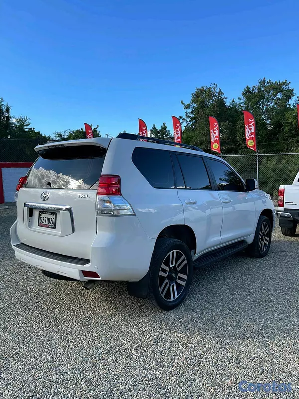 jeepetas y camionetas - Toyota land cruicer prado txl 2012 10
