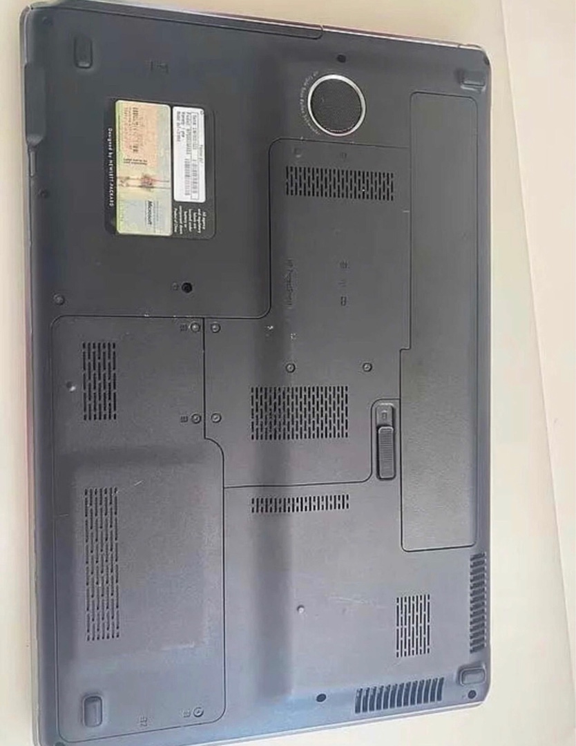 computadoras y laptops - Laptop HP COMO NUEVA ÚNICO DUEÑO  2