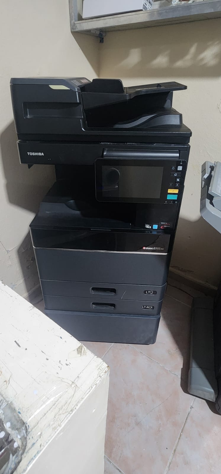 impresoras y scanners - Impresora multifuncional full color  4