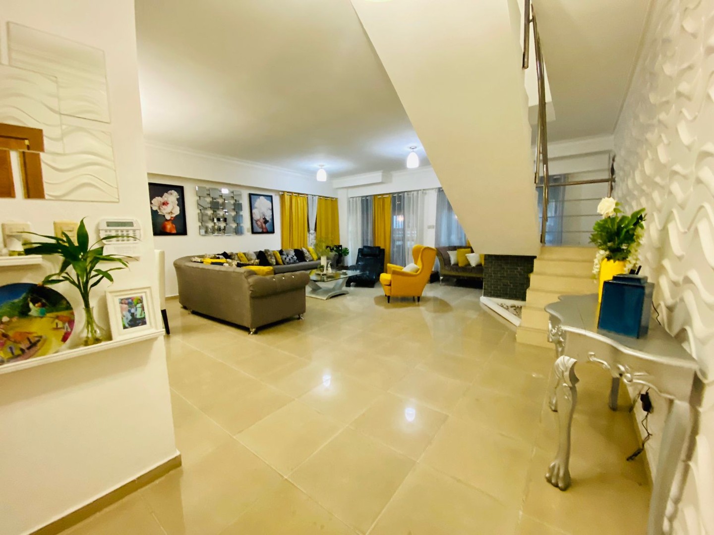 apartamentos - Apartamento 2 niveles piso  2 y 3 en la Esperilla  con terraza 2