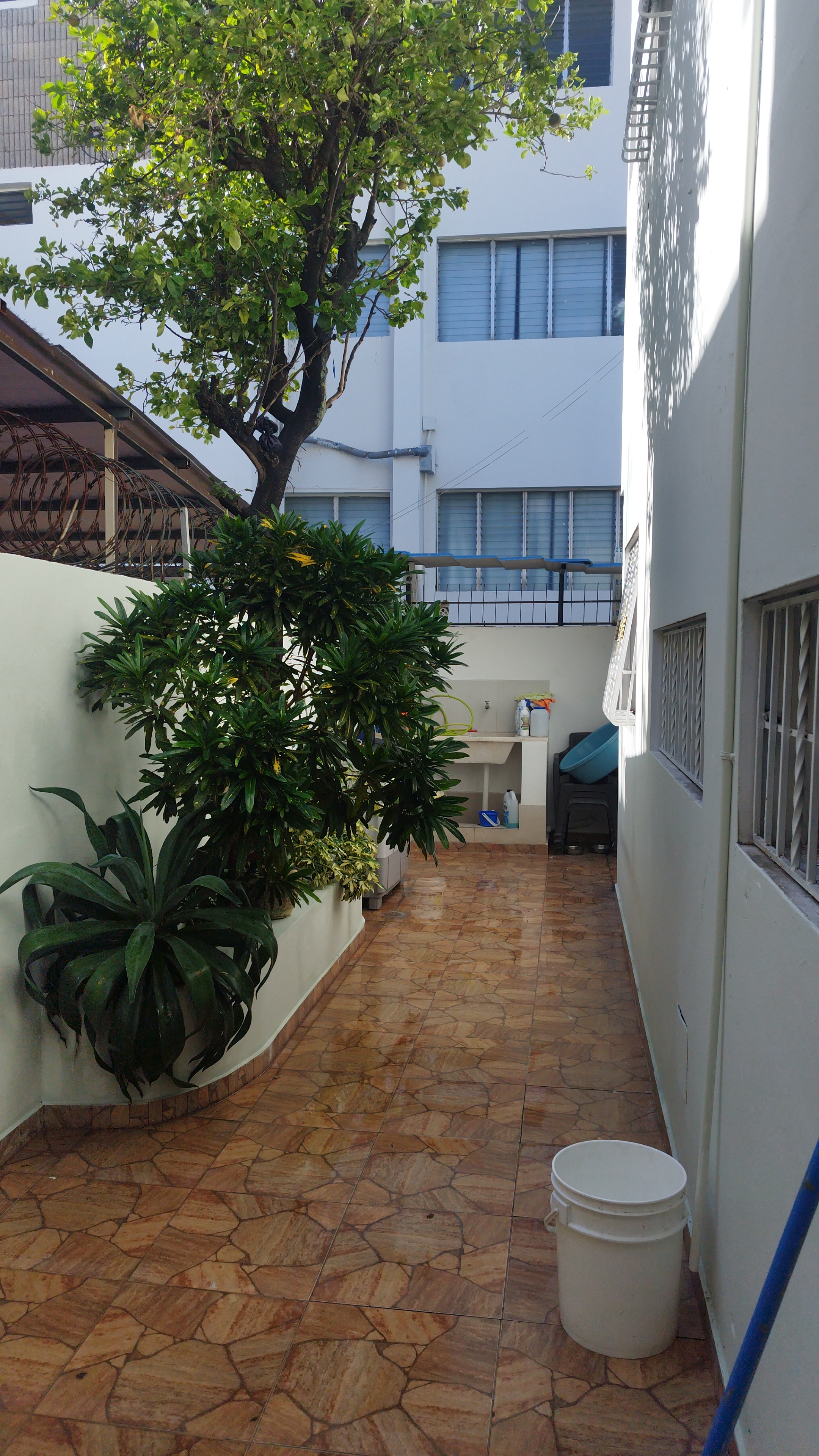 casas - alquilo casa ideal para oficina o negocio. Estetica, Oficina, depósitos.   1