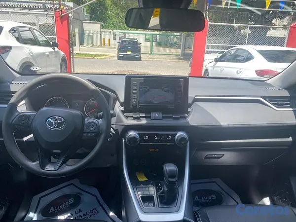 jeepetas y camionetas - Toyota Rav4 XLE AWD 2022 Recien Importada 7