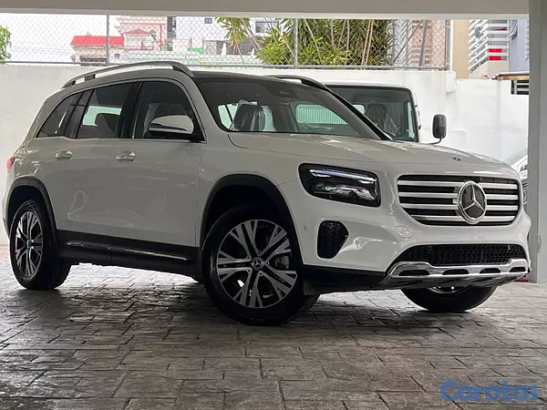 jeepetas y camionetas - Mercedes-Benz Clase GLB 200 2026 5