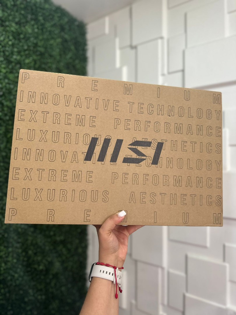 computadoras y laptops - Laptop Msi Thin B13|16GB RAM|512GB SSD|RTX3050 (4GB)|IntelCore i5-13VA|15.6" 