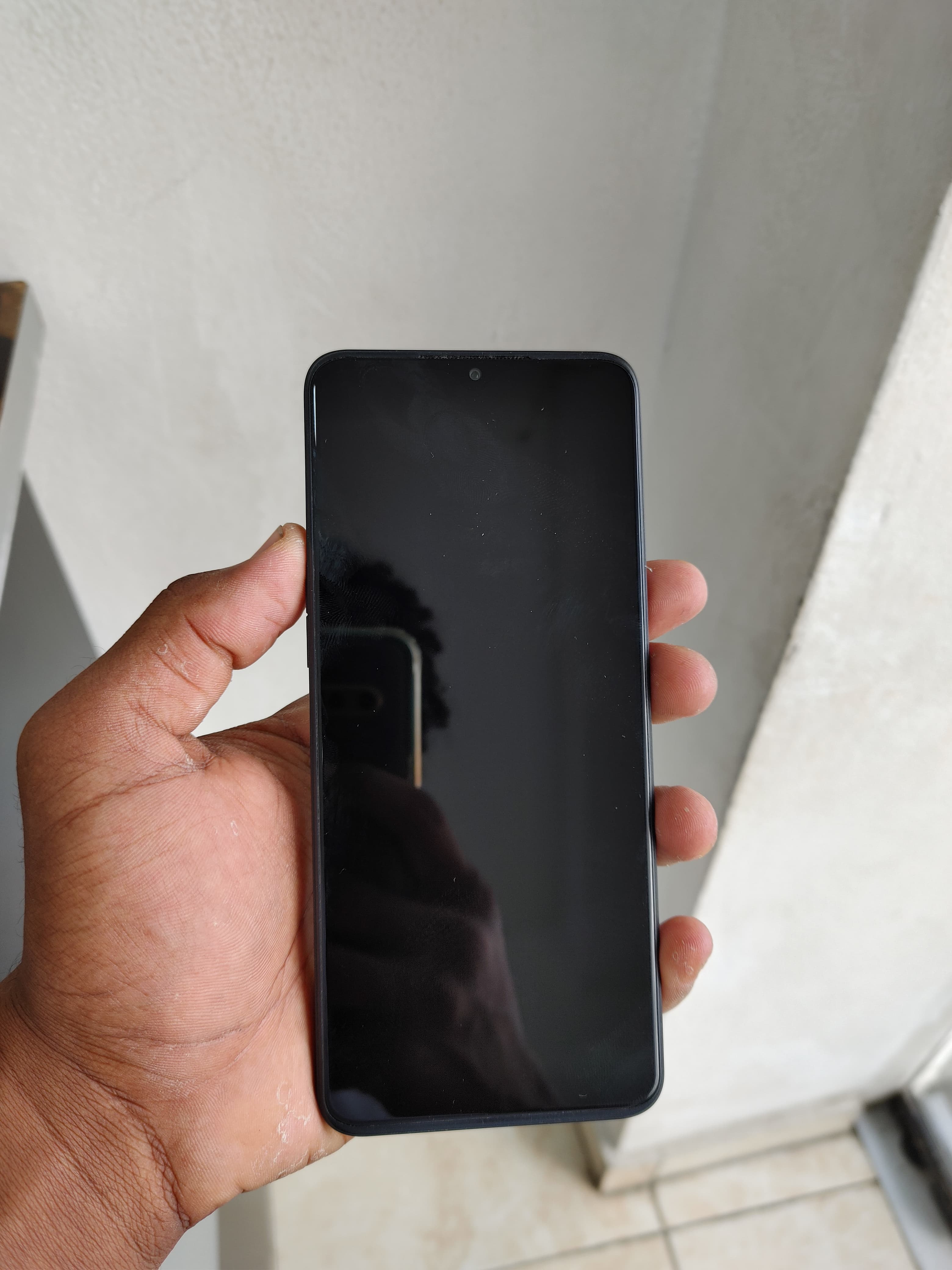 celulares y tabletas - REVVL V+Plus 5G 64GB desbloqueado condiciones 9/10