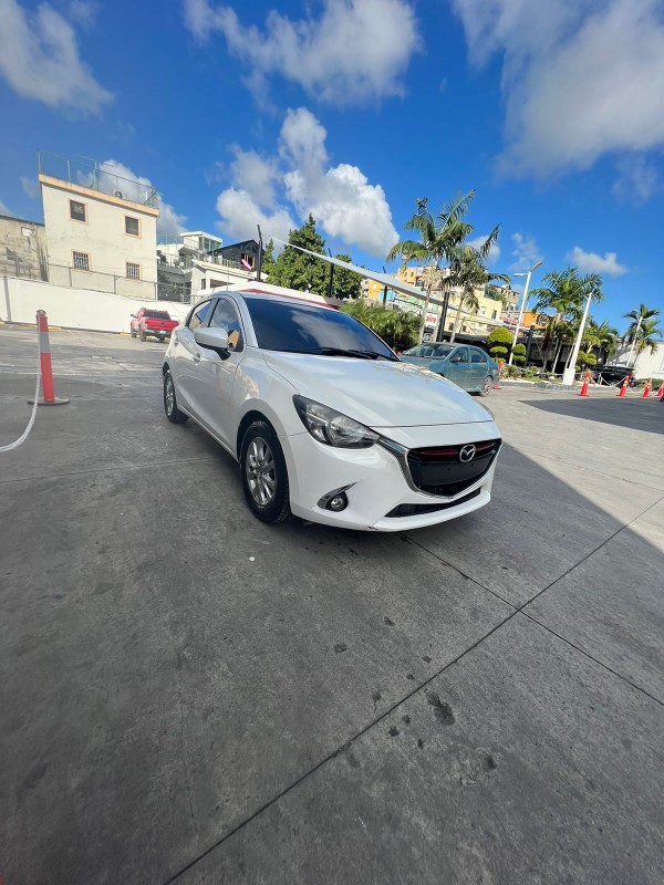 carros - Mazda demio 2017 diésel  1