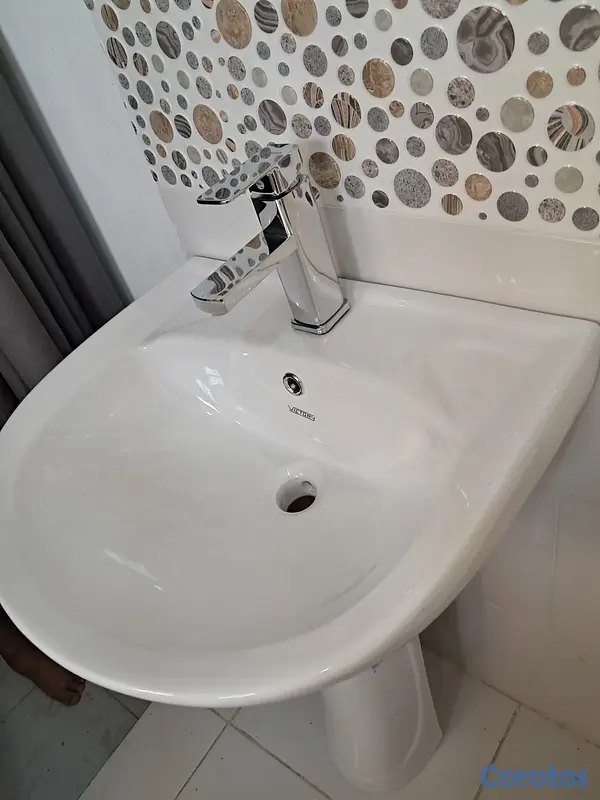 herramientas, jardines y exterior - Inodoro y lavamanos $5800 y con llave  6900 4