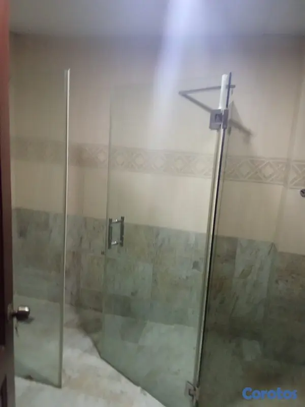 apartamentos - Bella Vista: Alquiler de Apartamento Amplio con Balcón. 6