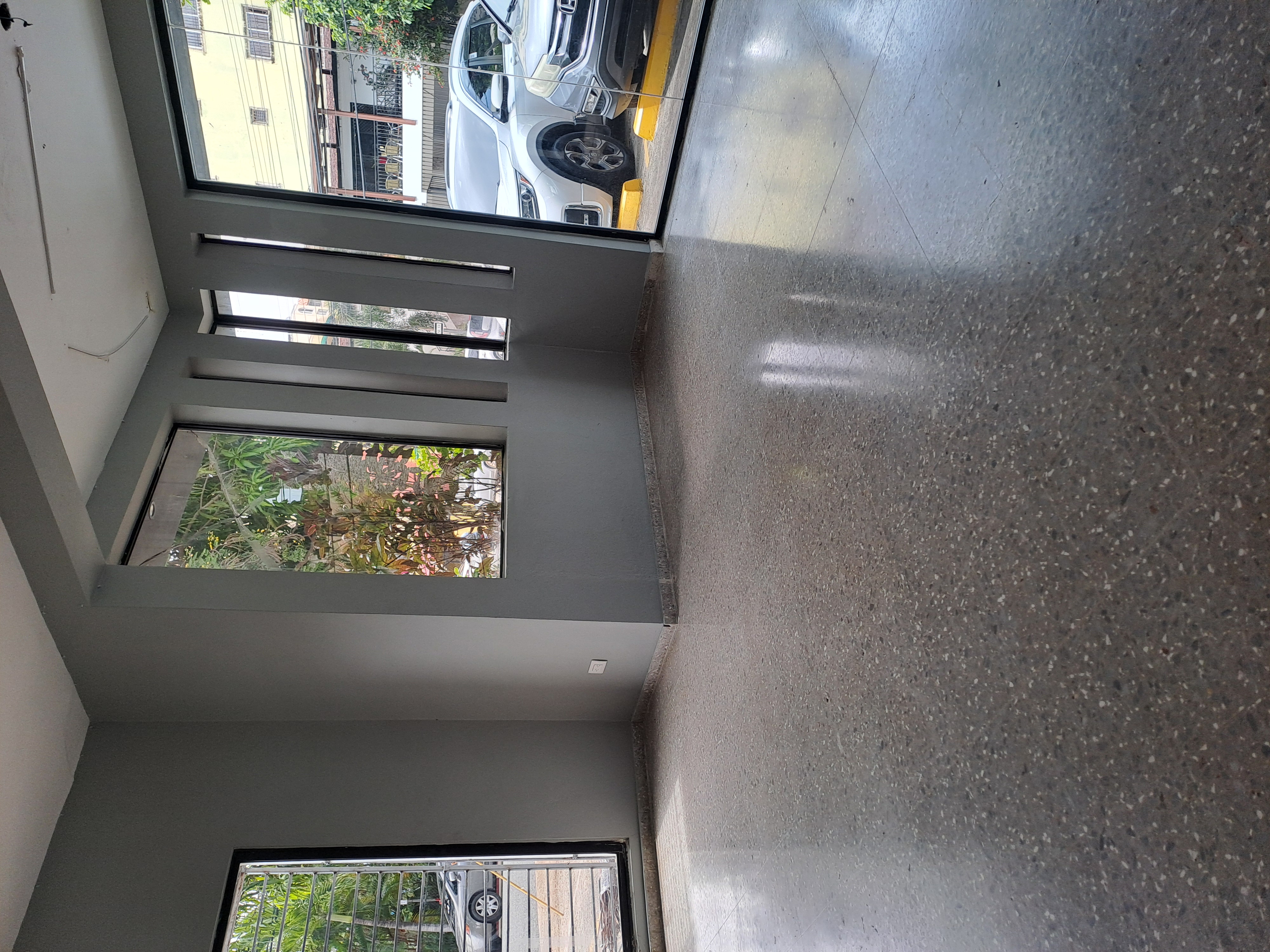 oficinas y locales comerciales - Alquilo local 1er piso 45 mts en Don Bosco  2