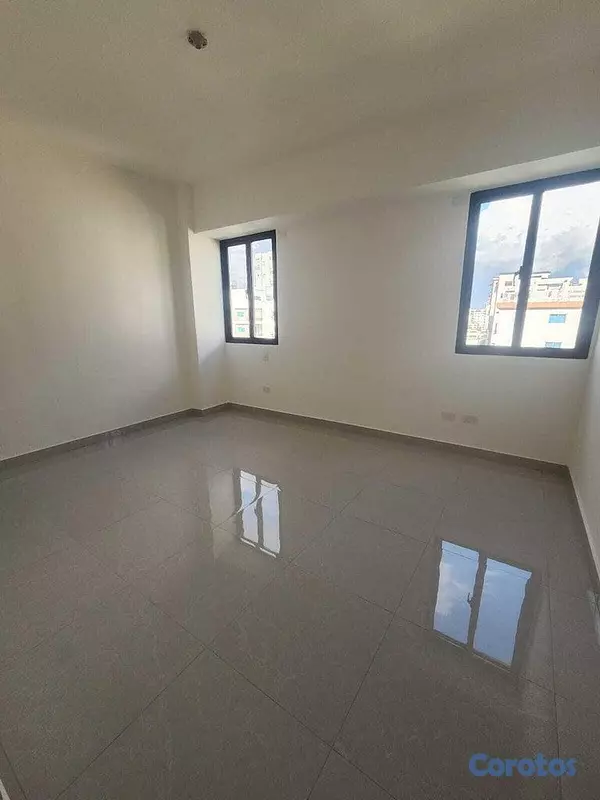 apartamentos - Apartamento en alquiler en evaristo morales de tres habitaciones 8
