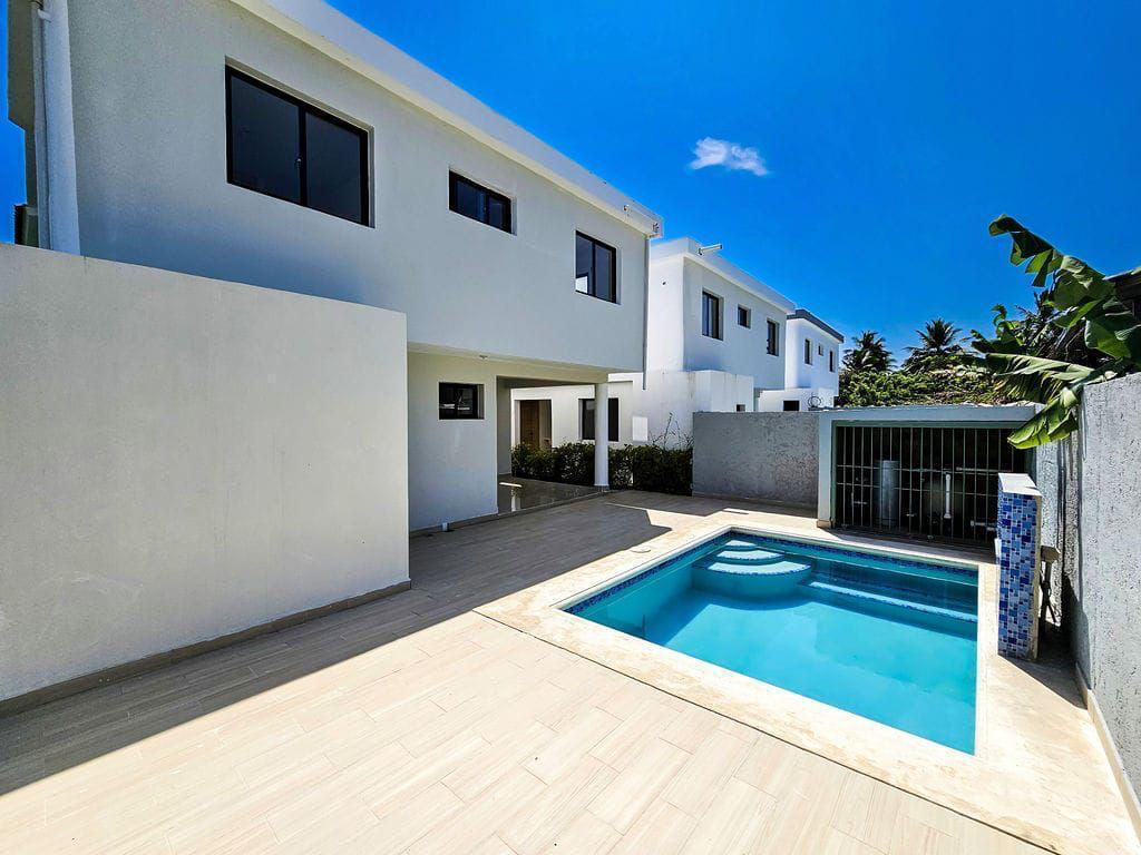 casas - ✨ Modern 2-Level Property with Pool in Cabarete 🏖 2