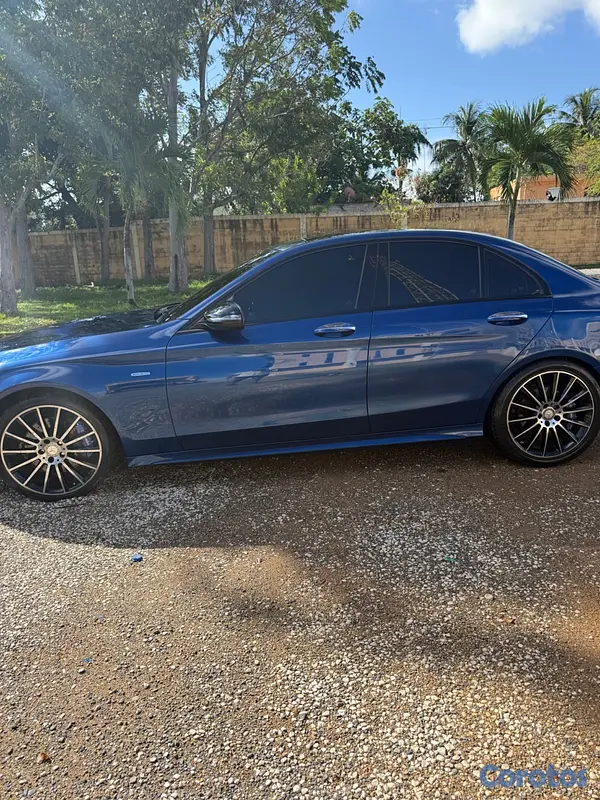 carros - Mercedes C300 Edición limitada  14