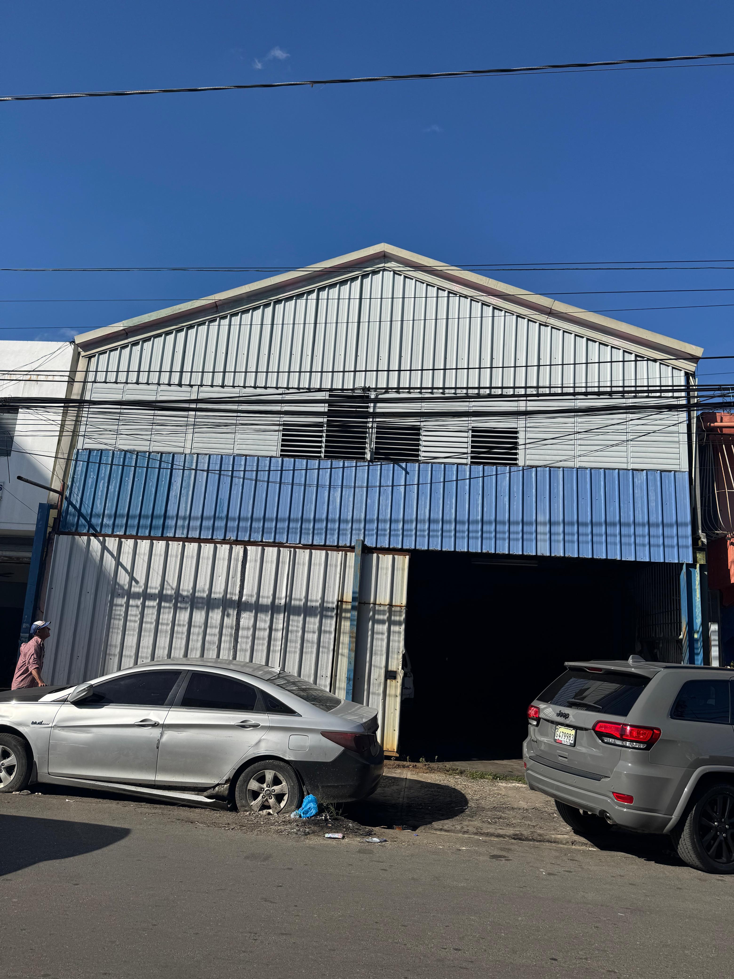 otros inmuebles - Vendo Nave Industrial en Ensanche La Fe  0