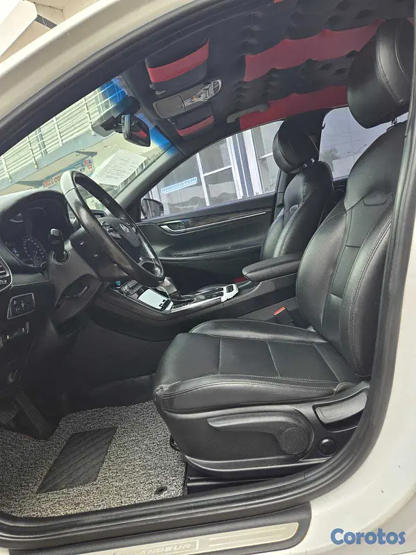 carros - HYUNDAI GRANDEUR 2018 BLANCO 7