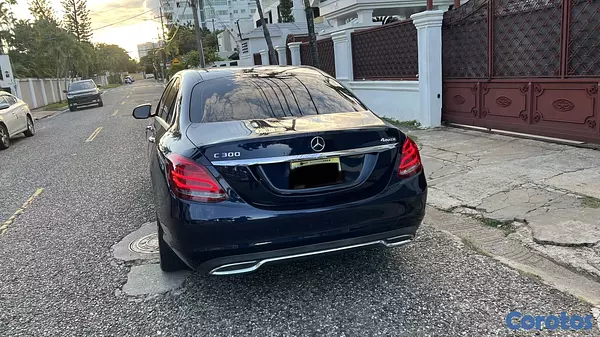 carros - Mercedes Benz C300 2018 - Impecable 2