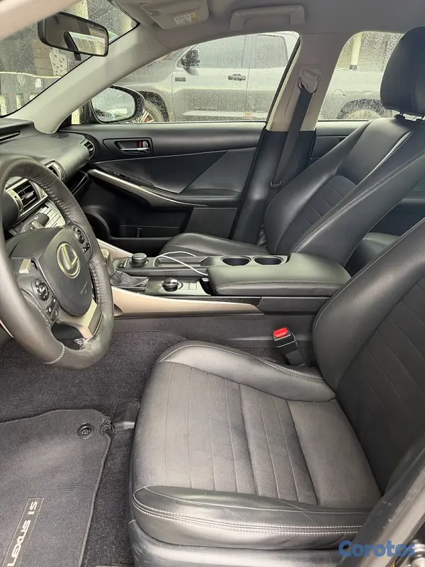 carros - Lexus IS250 2014 7