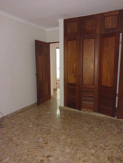 apartamentos - SIN INTERMEDIARIOS RENTO AMPLIO APARTAMENTO FAMILIAR EN PIANTINI. 9