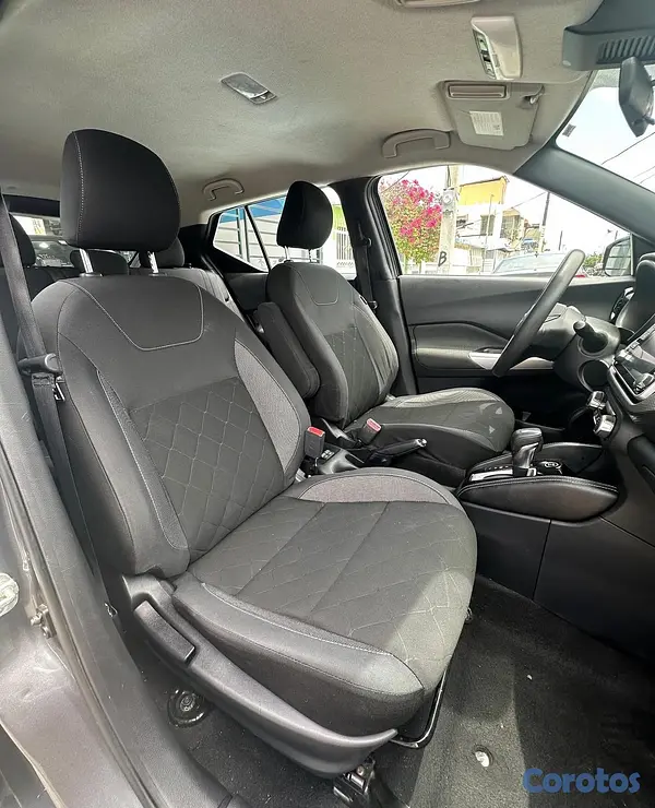 jeepetas y camionetas - Nissan Kicks SV 2020 4