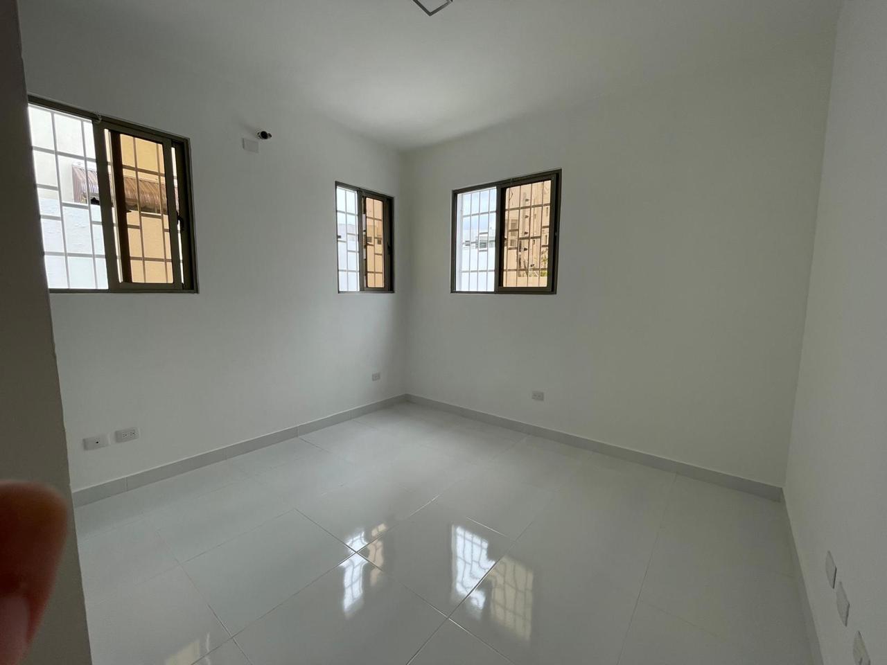 casas - Casa Recion Construidaen Residencial Cerrado, Moca 3