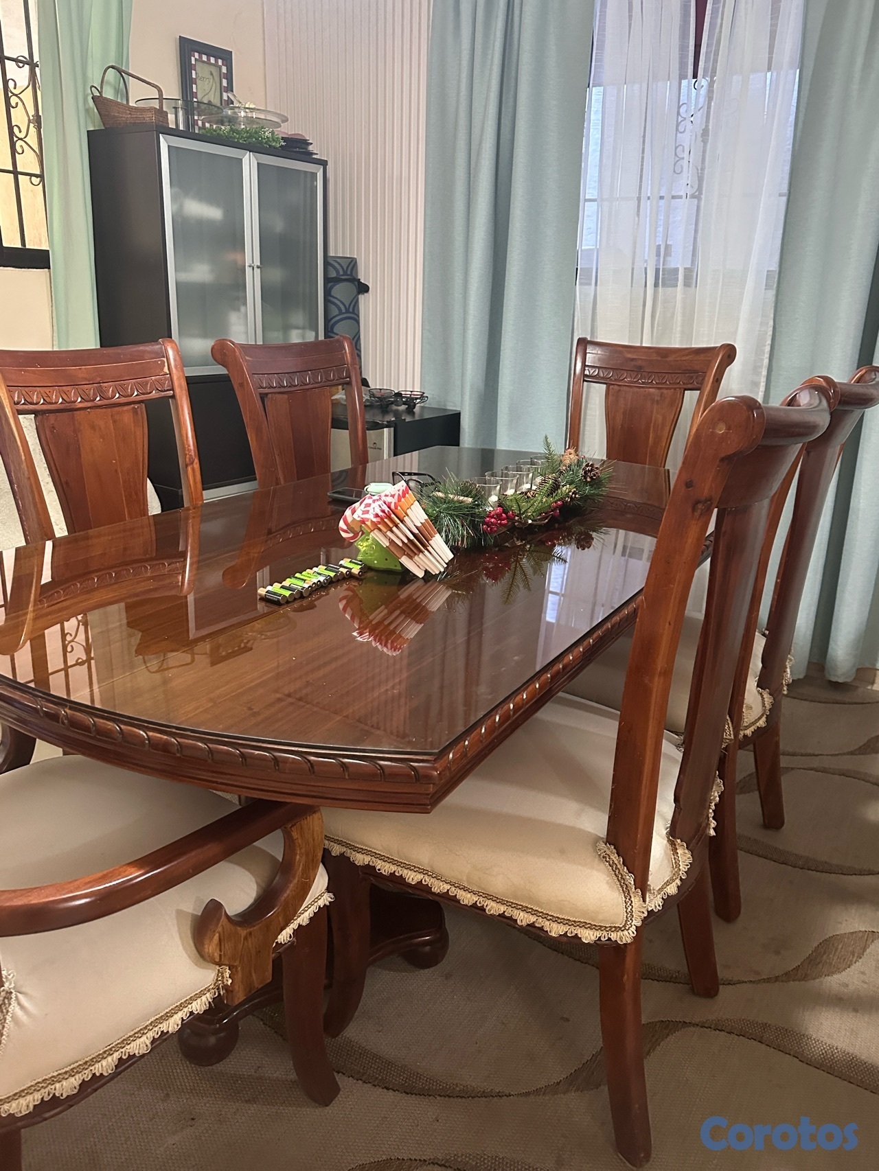 muebles y colchones - Hermoso comedor en caoba de 6 sillas  2